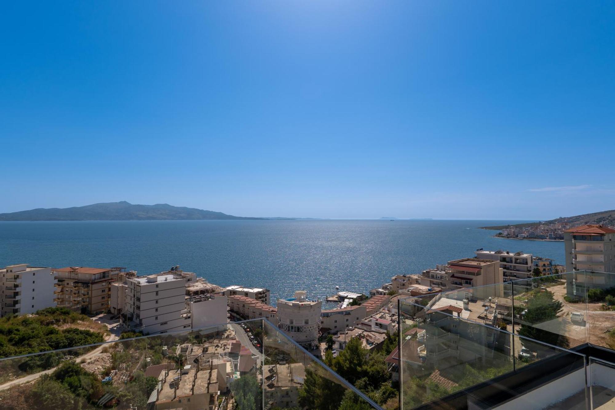 Litan Hotel Sarande Exterior photo