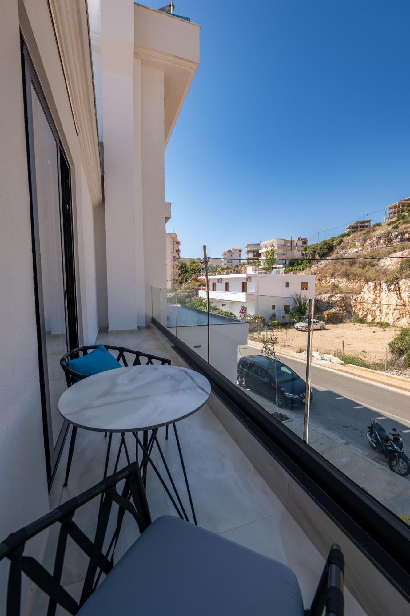 Litan Hotel Sarande Exterior photo