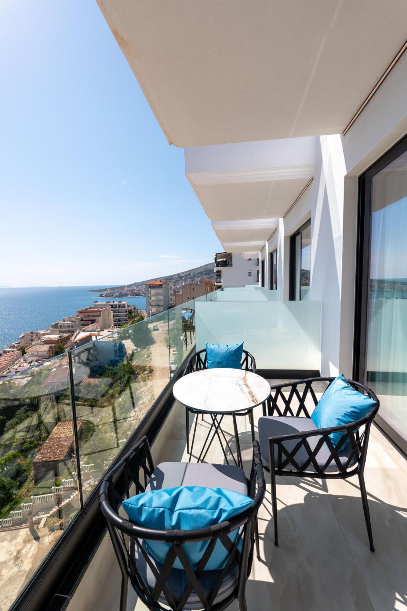 Litan Hotel Sarande Exterior photo