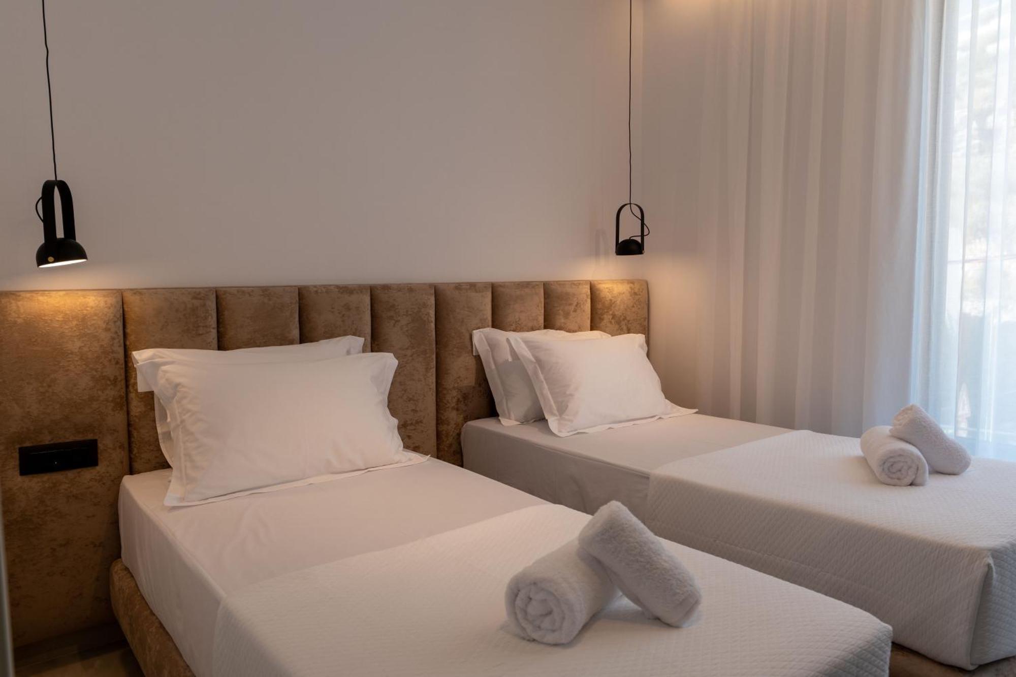 Litan Hotel Sarande Exterior photo