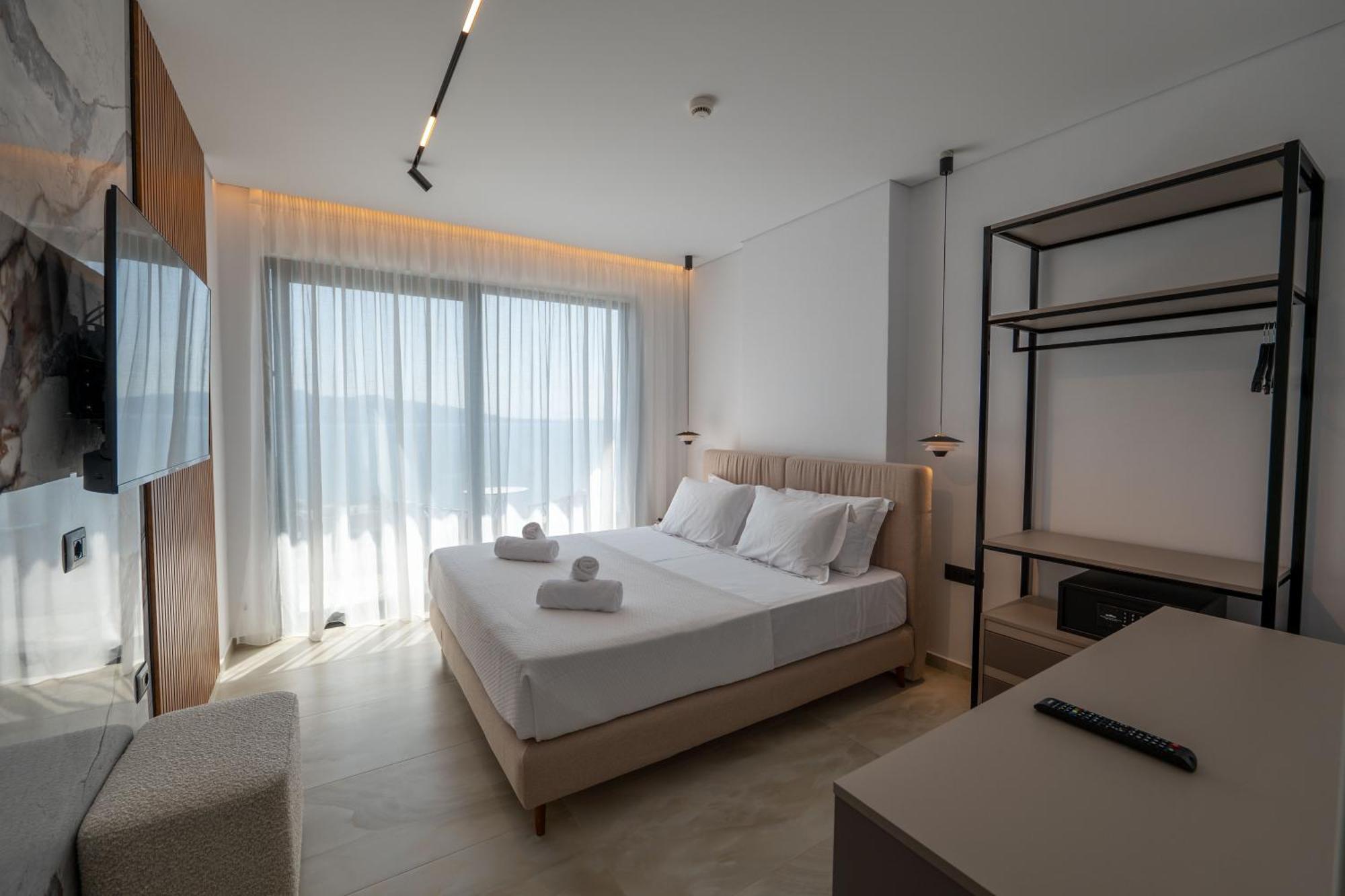 Litan Hotel Sarande Exterior photo